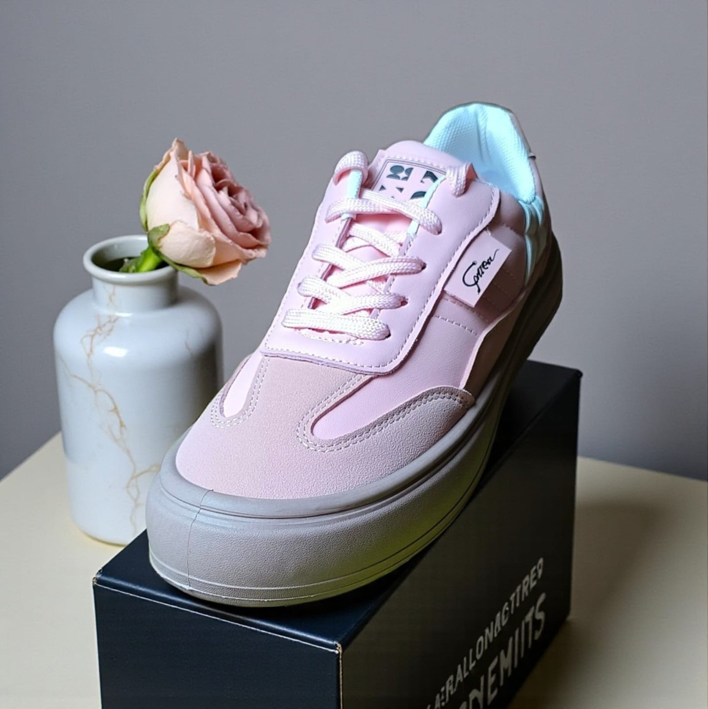 ladies sneakers double sole (Pink, White)