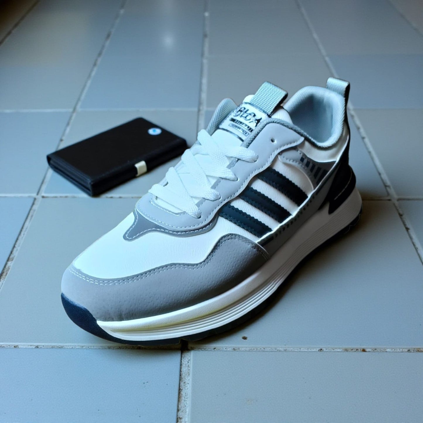 Men sneakers with stripes (Beige,Grey,Black)