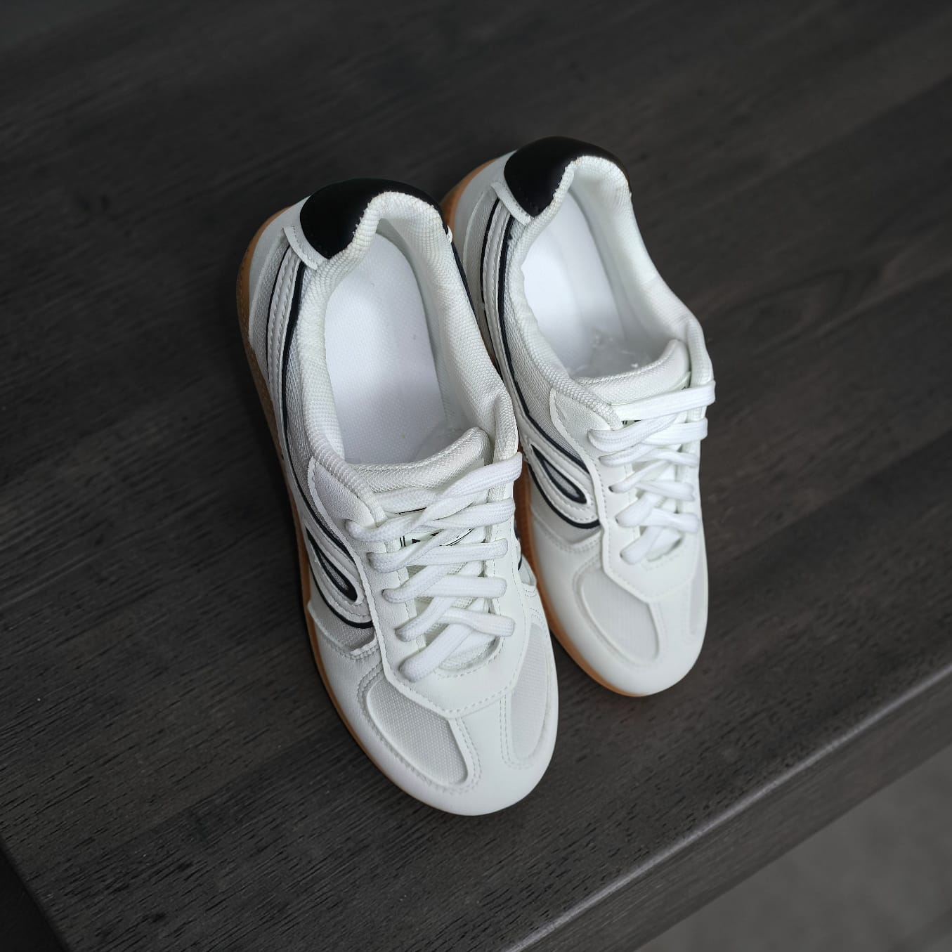 ladies sneakers single sole  (navy blue/white)