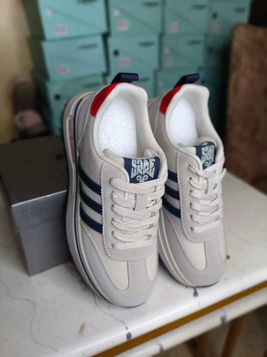 Fyizu (Beige/Blacks)