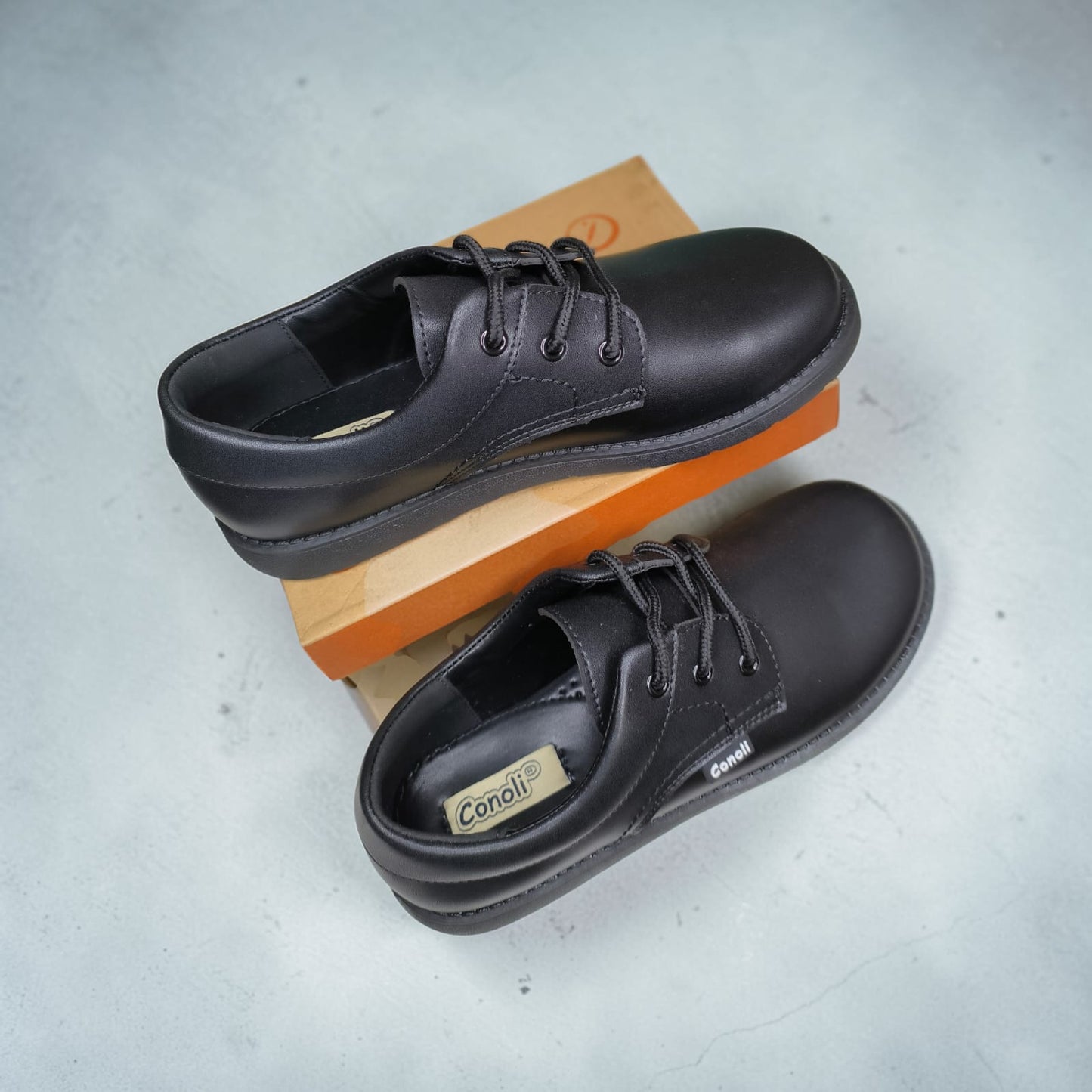 Conoli Boys Leather School Shoes with Shoelaces kids